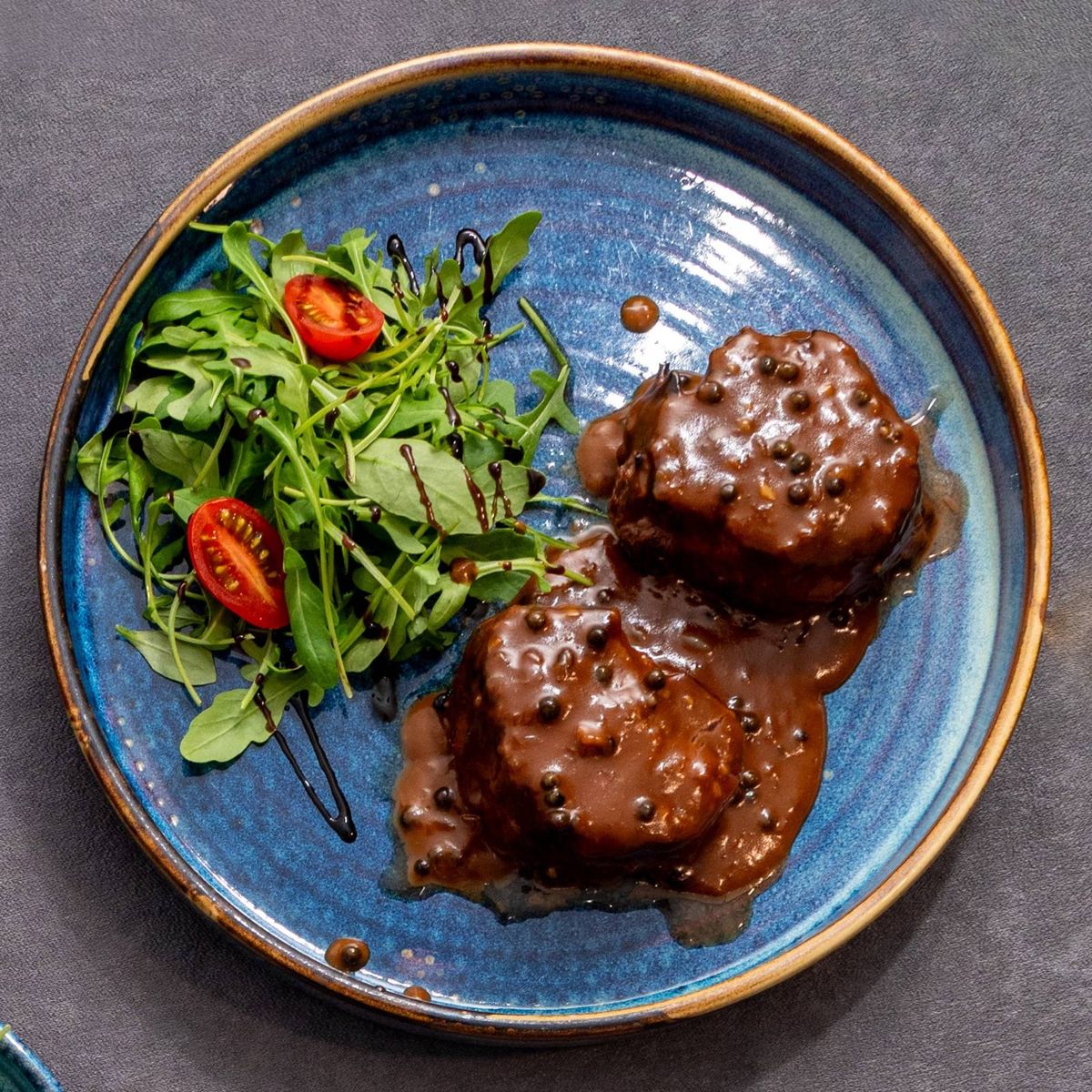 Mușchi de vită românească cu sos de piper